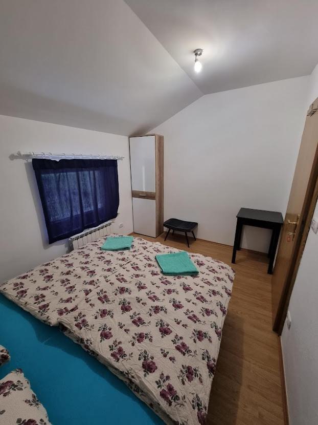 Apartma Patricija - Big Apartment For 6 Tolmin Extérieur photo